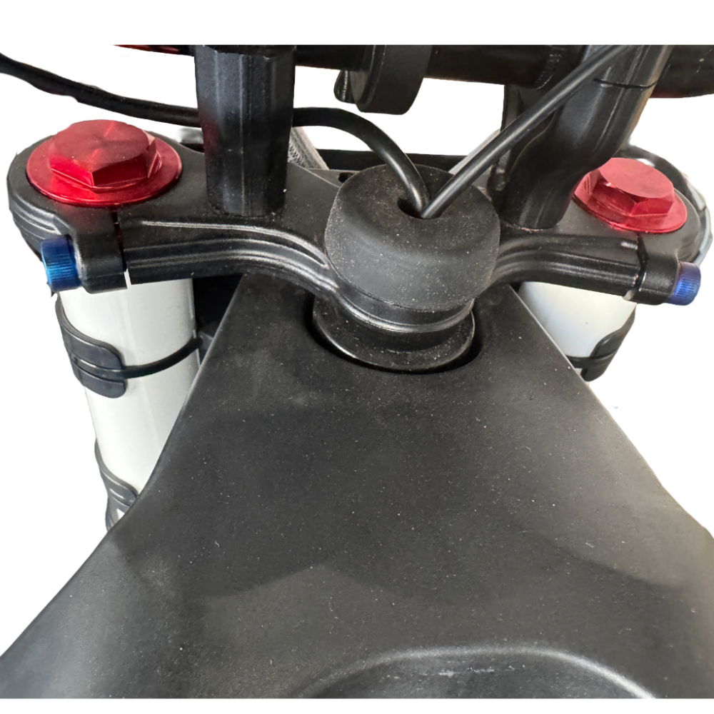 Titanium Bolts M8 - (4pcs)